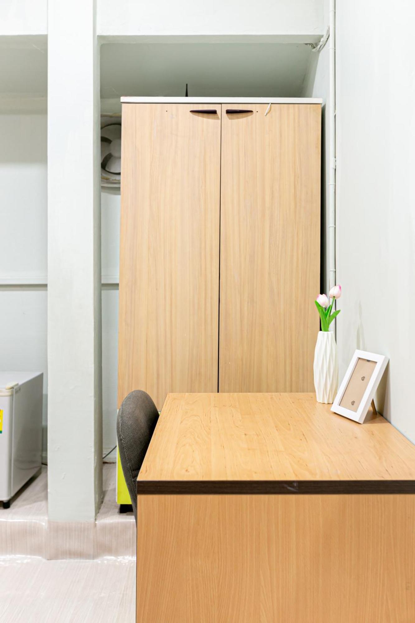 Freesia Saladaeng Silom Apartments กรุงเทพมหานคร ภายนอก รูปภาพ